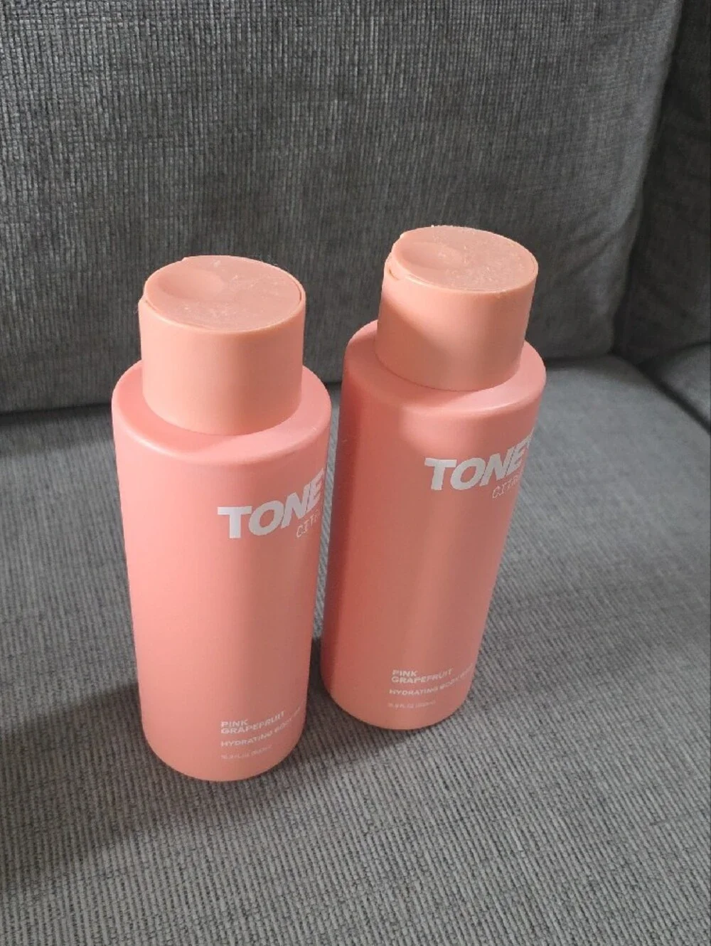 TONE Citrus Pink Grapefruit Hydrating Body Wash, New, 2 Bottles, 16.9oz Each.